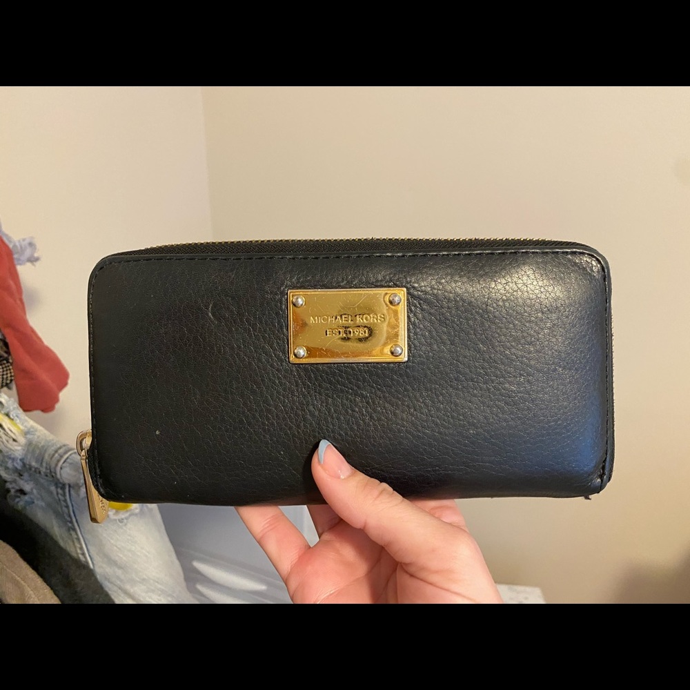 Michael Kors wallet